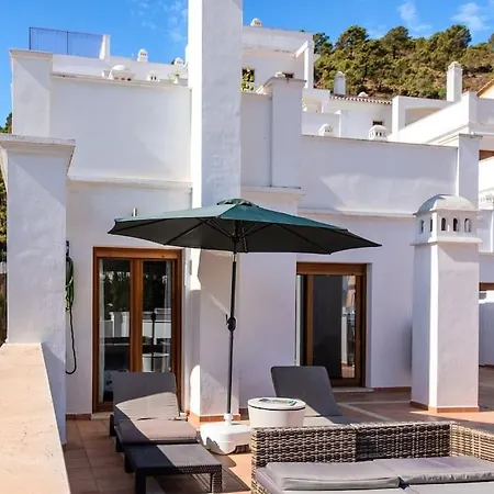 3 Bed In Lejlighed