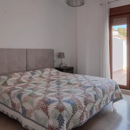 Apartment 3 Bed In Benahavis